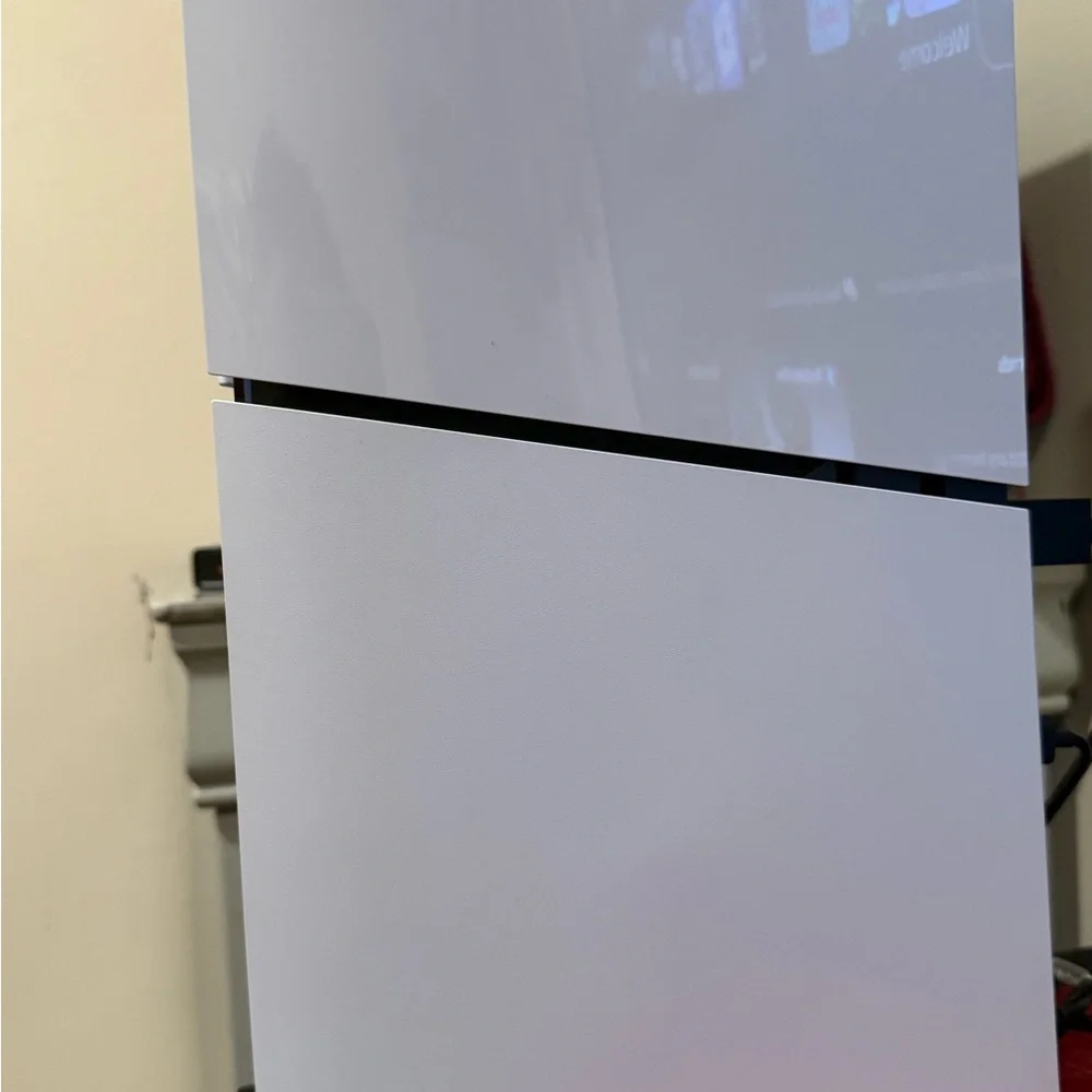Sony Console in White